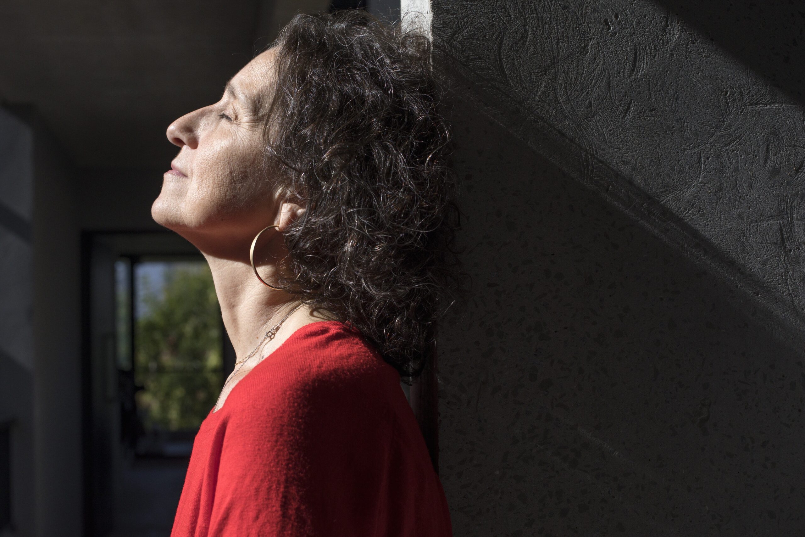 El lado B de Débora Staiff: de estar detrás de escena a poner su propia historia en el centro
